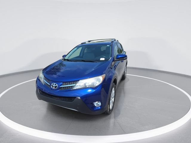 Used 2015 Toyota RAV4 Limited w/ Technology Package FWD image 3