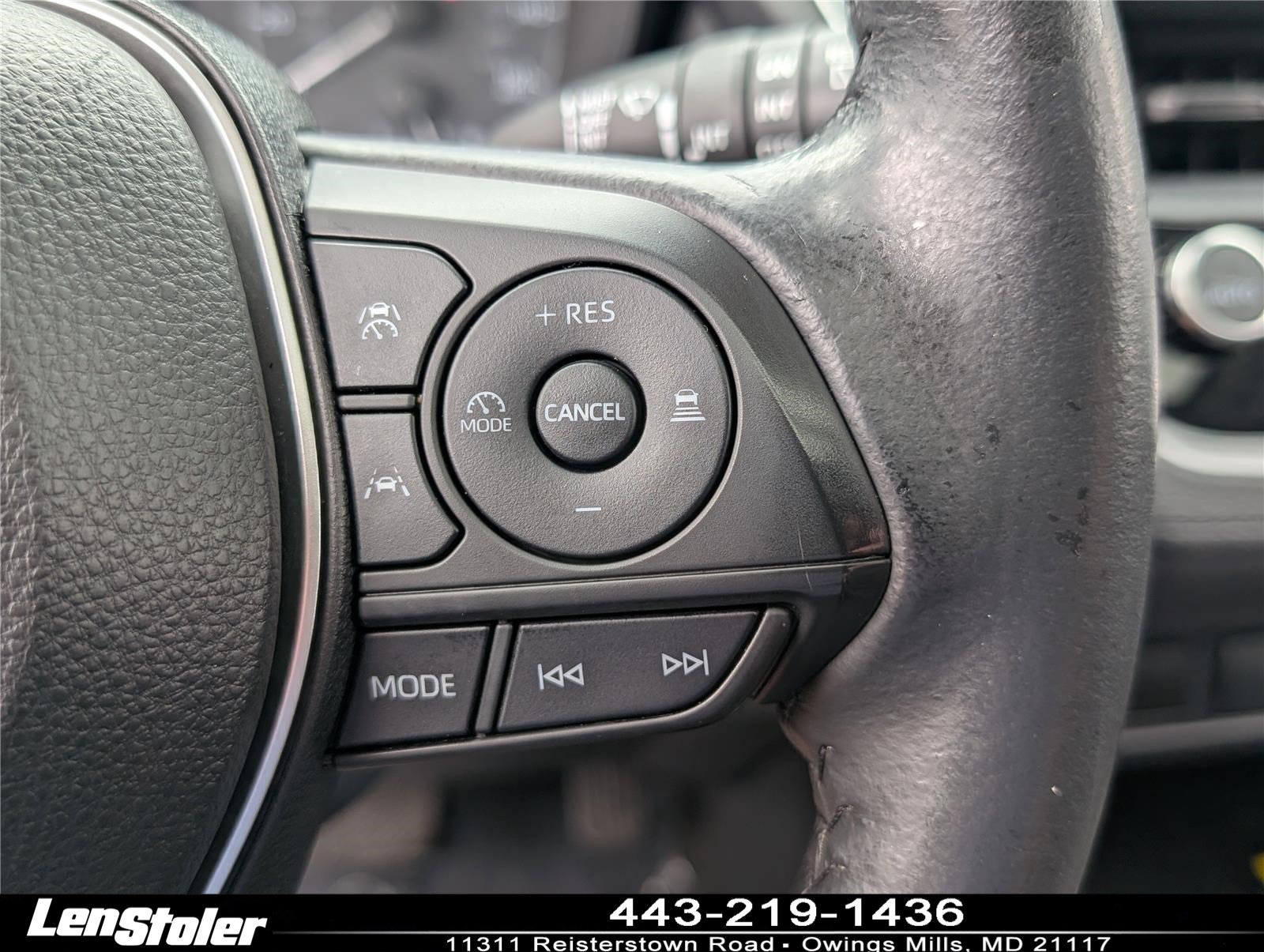 Used 2023 Toyota Corolla Cross LE w/ Moonroof Package AWD/4WD image 21