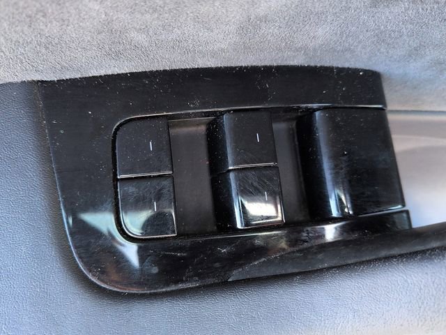 Used 2020 Tesla Model 3 Performance image 13