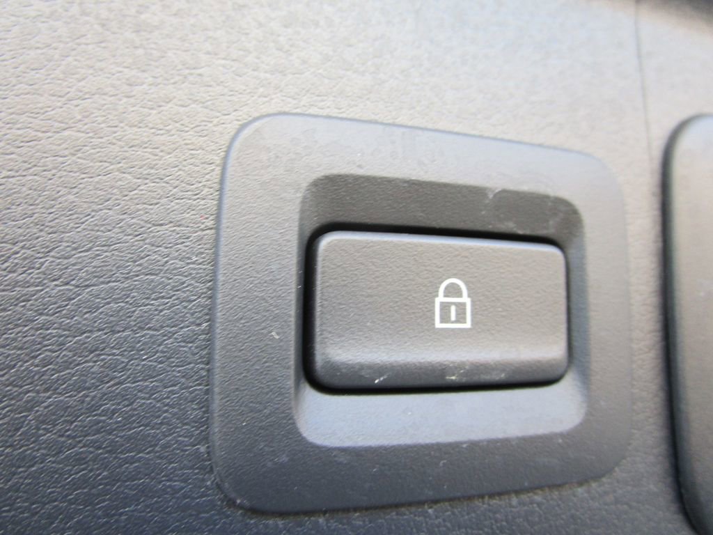 Used 2023 MAZDA CX-30 AWD 2.5 S w/ Preferred Package image 14