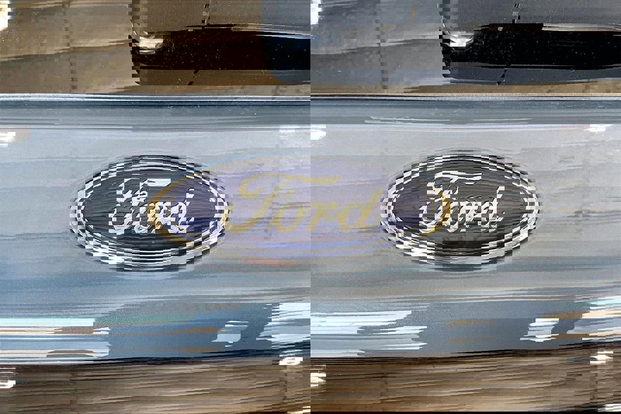 Certified 2025 Ford Explorer ST image 31