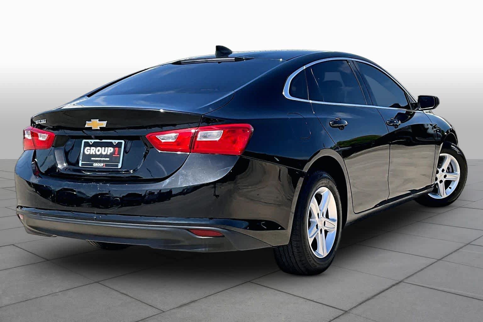 Used 2022 Chevrolet Malibu LS FWD image 13