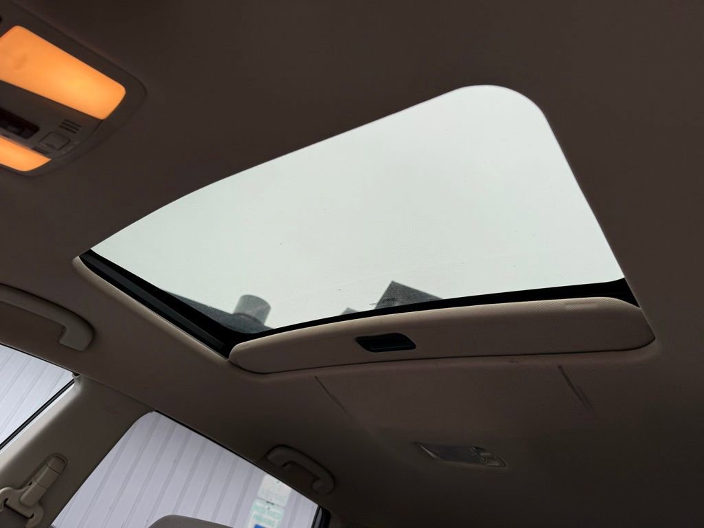 Used 2013 Nissan Rogue SV image 13