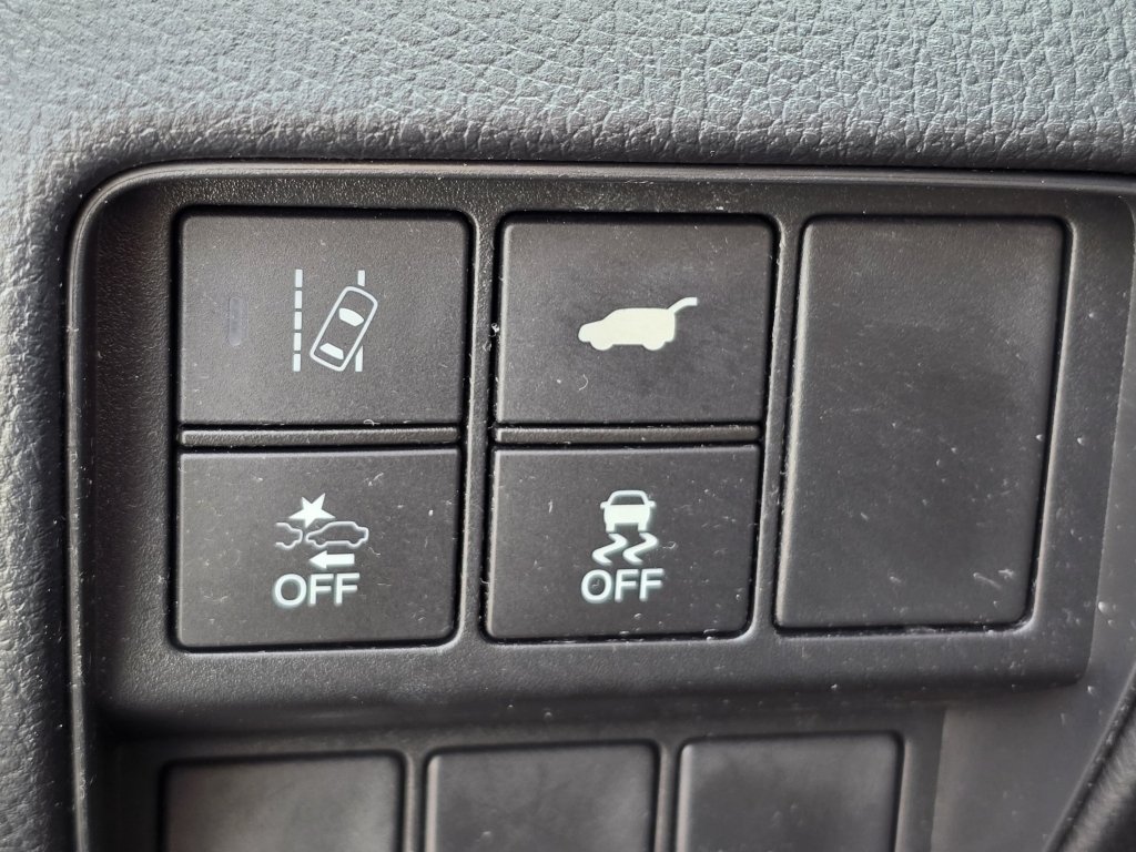 Used 2017 Honda CR-V EX-L image 16