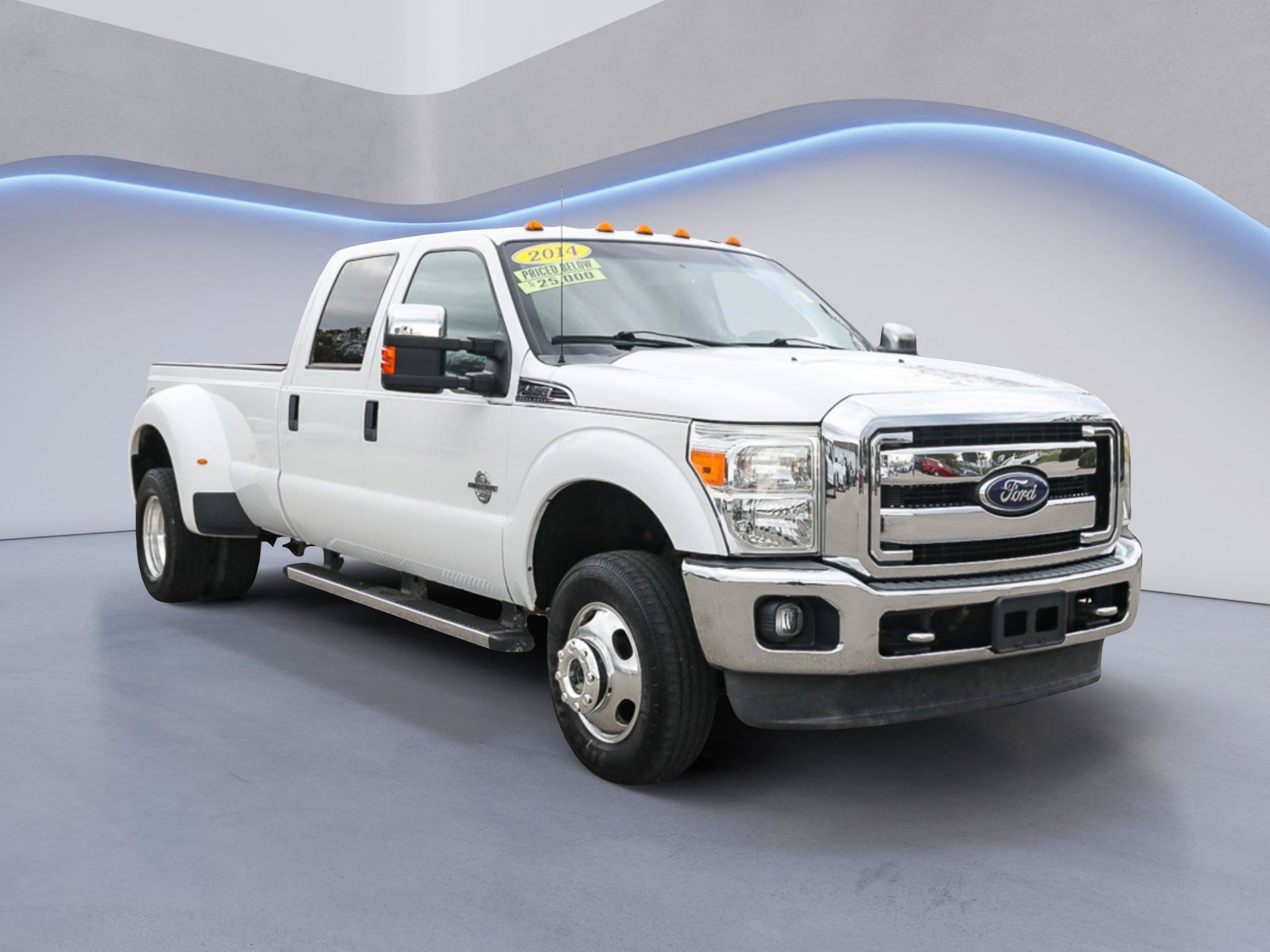 Used 2014 Ford F350 XLT w/ XLT Premium Package AWD/4WD image 1