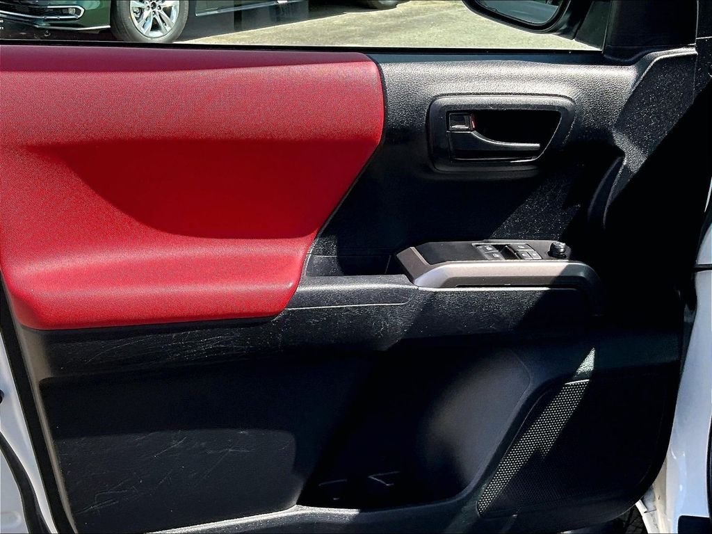 Certified 2023 Toyota Tacoma SR5 RWD image 9