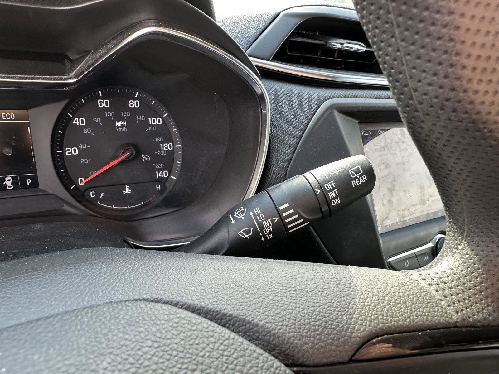 Used 2022 Chevrolet TrailBlazer LT AWD/4WD image 26