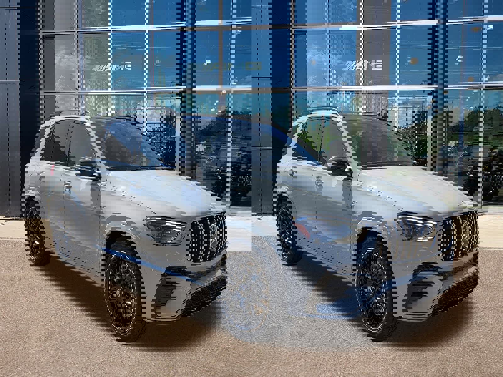 New 2026 Mercedes-Benz GLE 53 AMG 4MATIC image 3