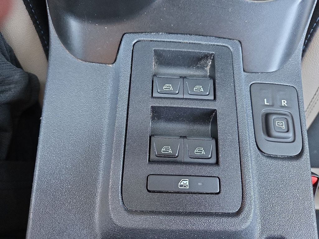 Used 2023 Ford Bronco Wildtrak AWD/4WD image 24