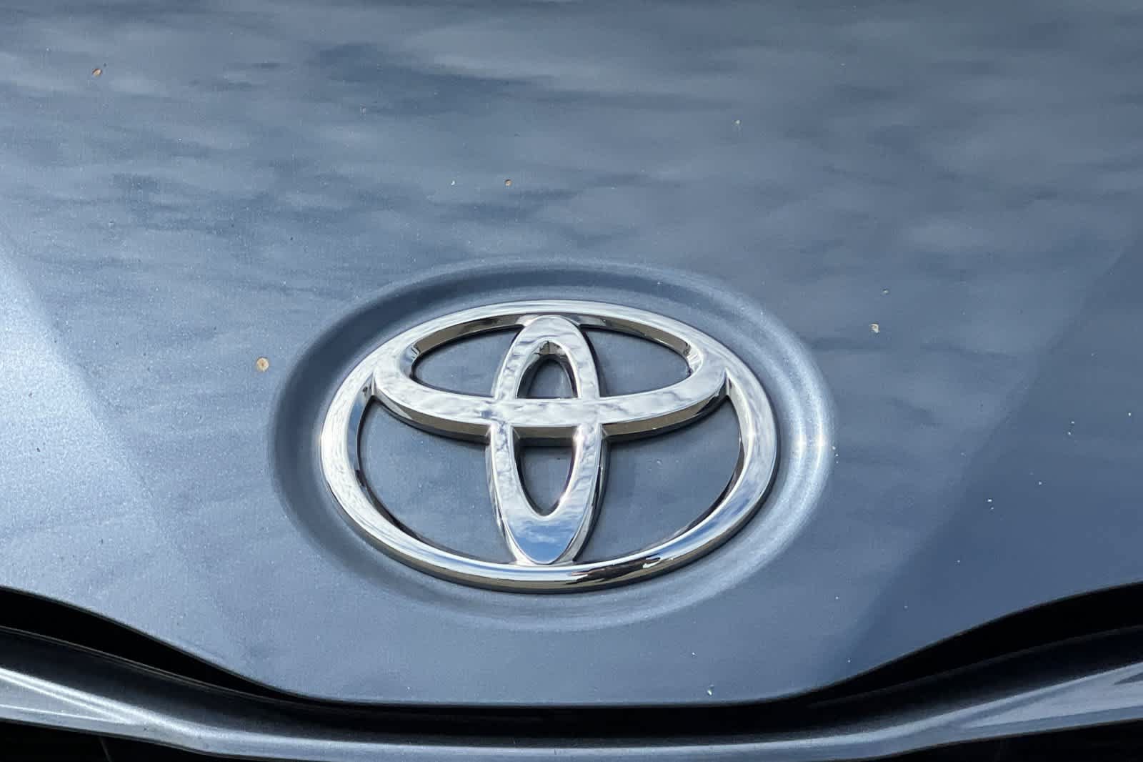 Used 2015 Toyota Sienna LE FWD image 16