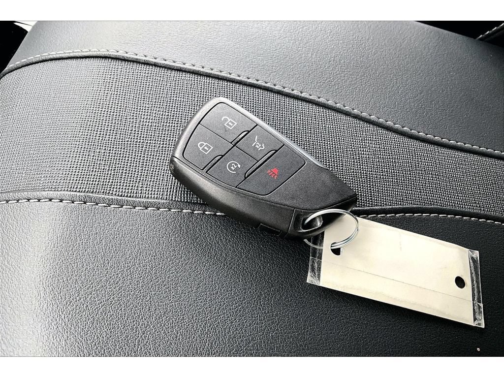 Used 2025 Buick Enclave Preferred AWD/4WD image 32