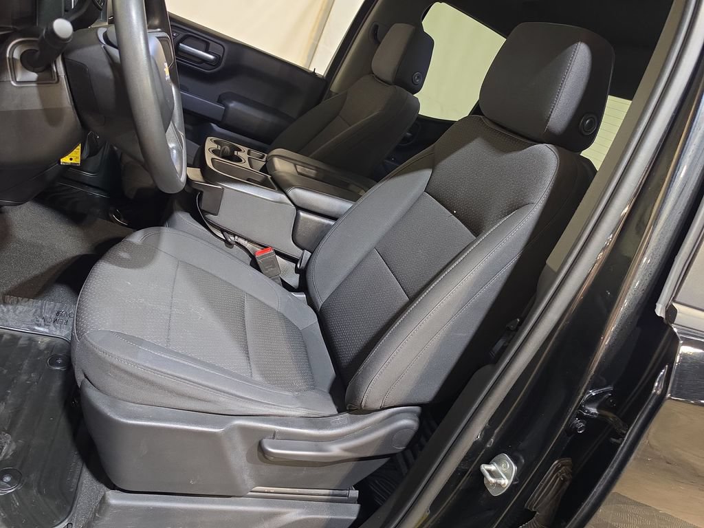 Used 2021 Chevrolet Silverado 1500 Custom AWD/4WD image 13