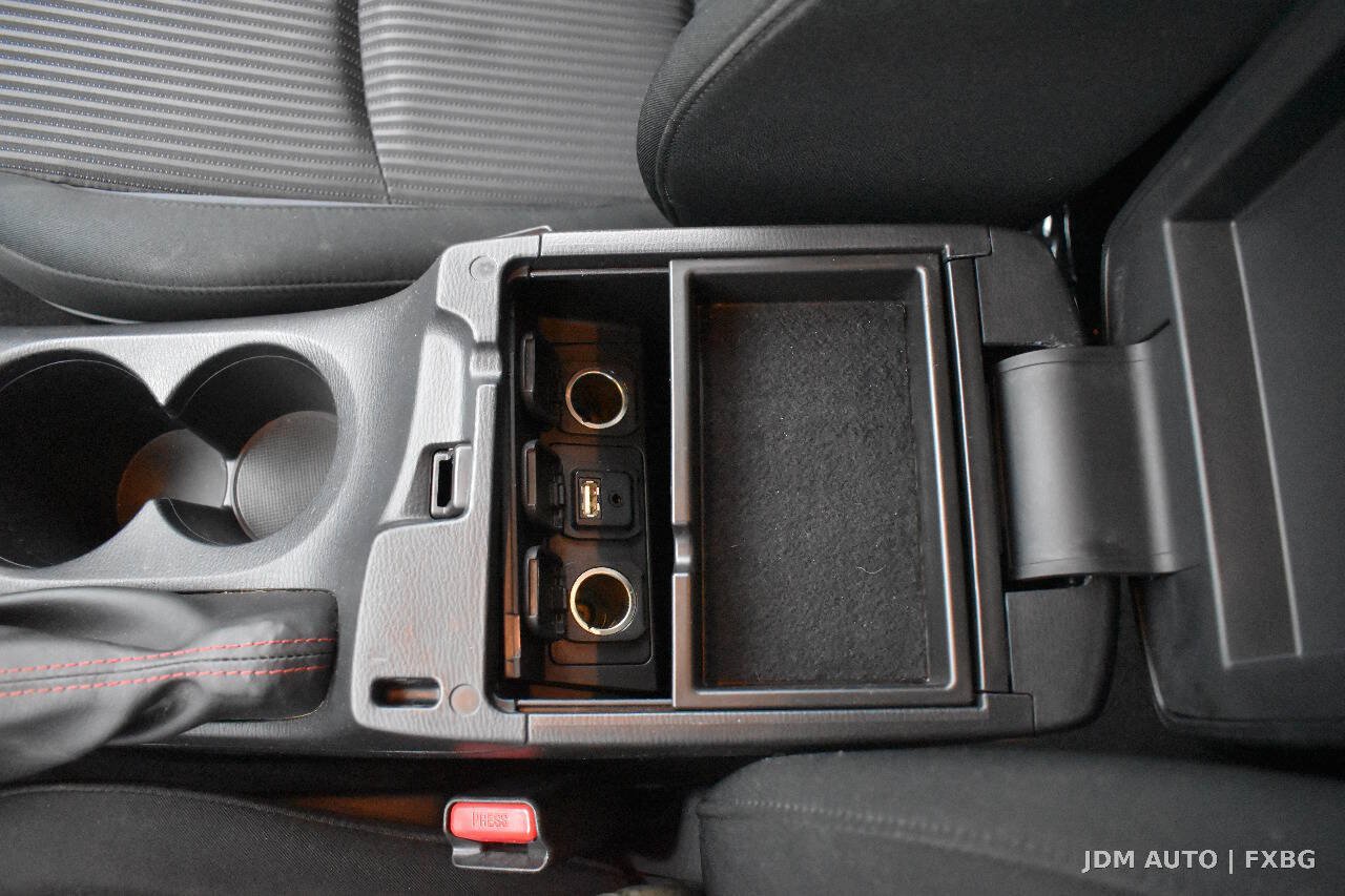 Used 2014 MAZDA MAZDA3 i Touring FWD image 29