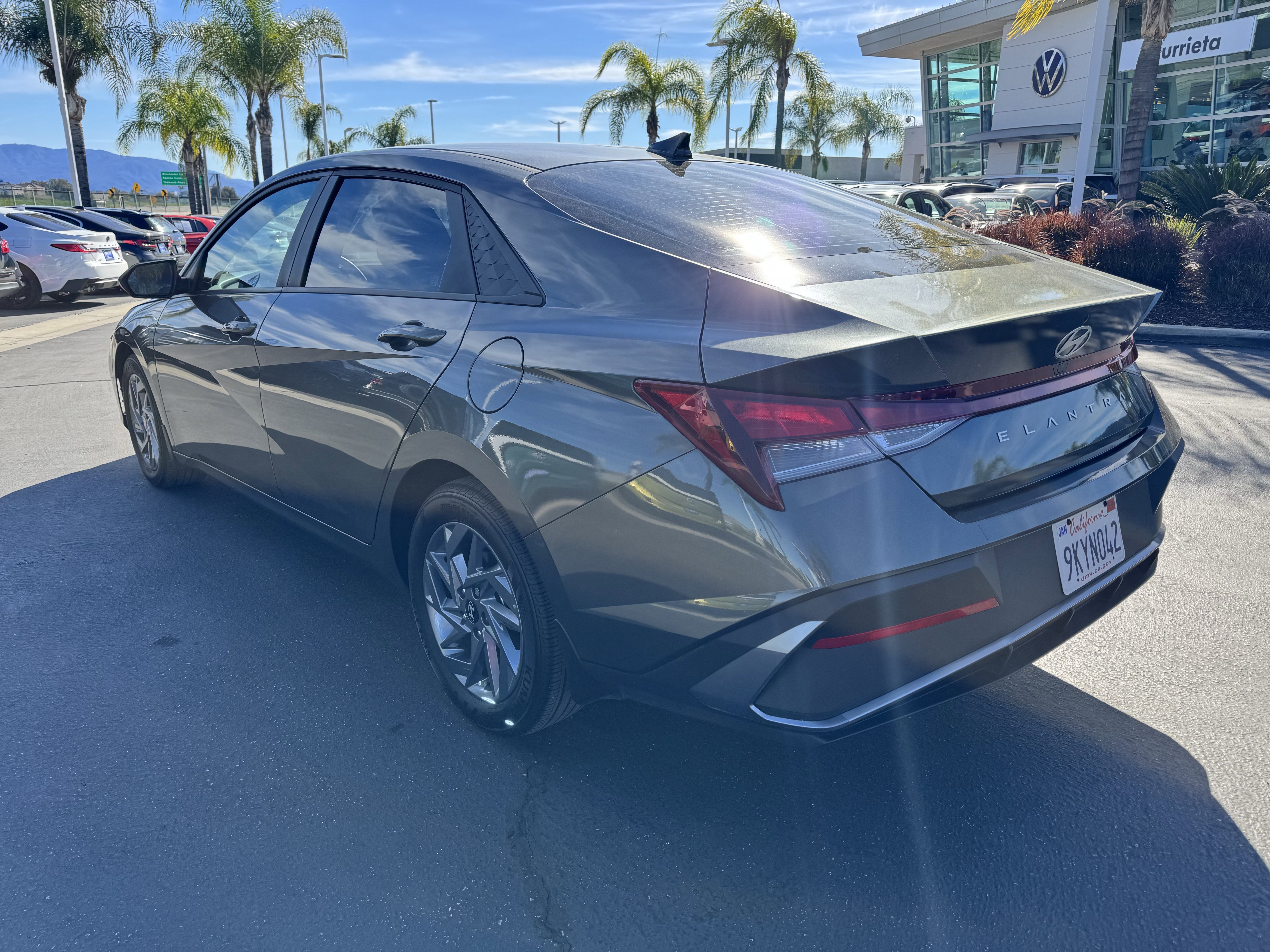 Used 2024 Hyundai Elantra SEL image 8