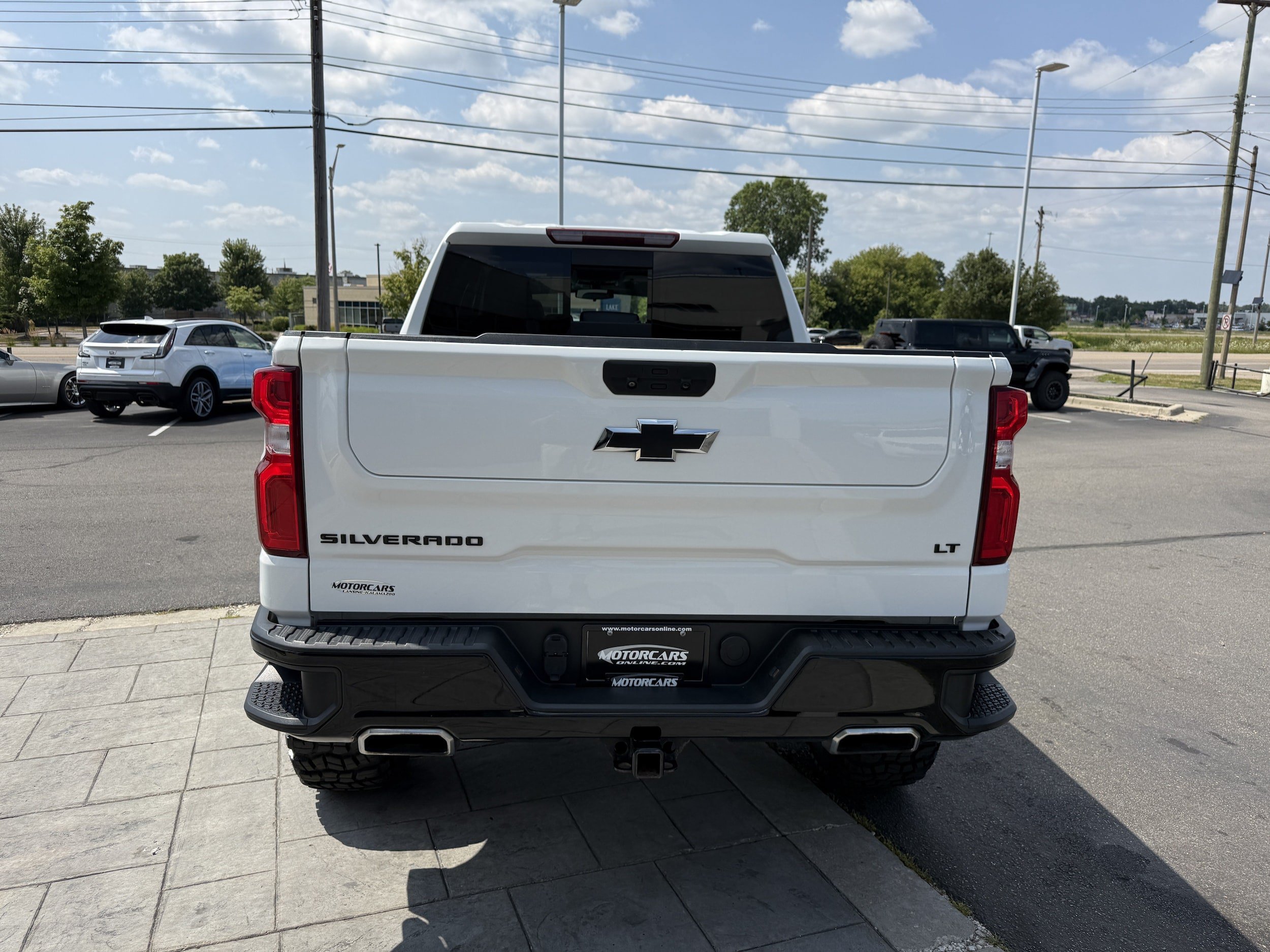 Used 2021 Chevrolet Silverado 1500 LT Trail Boss w/ Convenience Package II AWD/4WD image 5