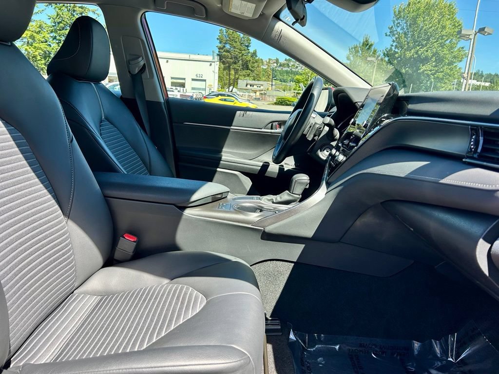 Certified 2024 Toyota Camry SE w/ Cold Weather Package FWD image 16