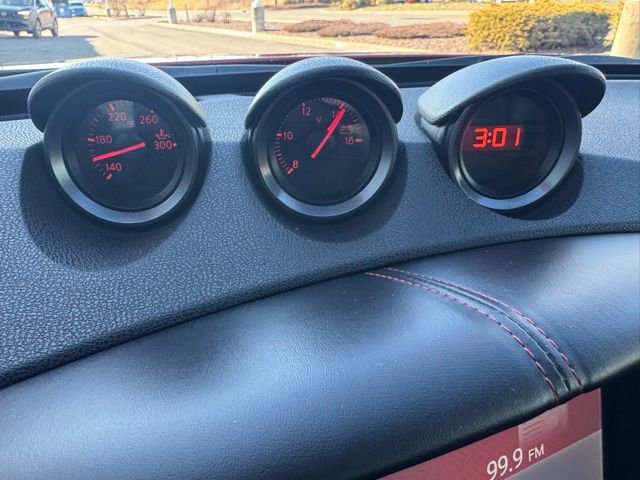 Used 2015 Nissan 370Z NISMO image 19