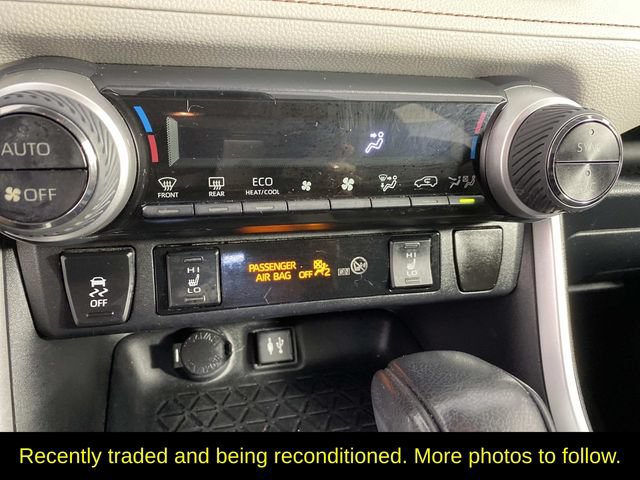 Used 2019 Toyota RAV4 XLE w/ Convenience Package AWD/4WD image 17