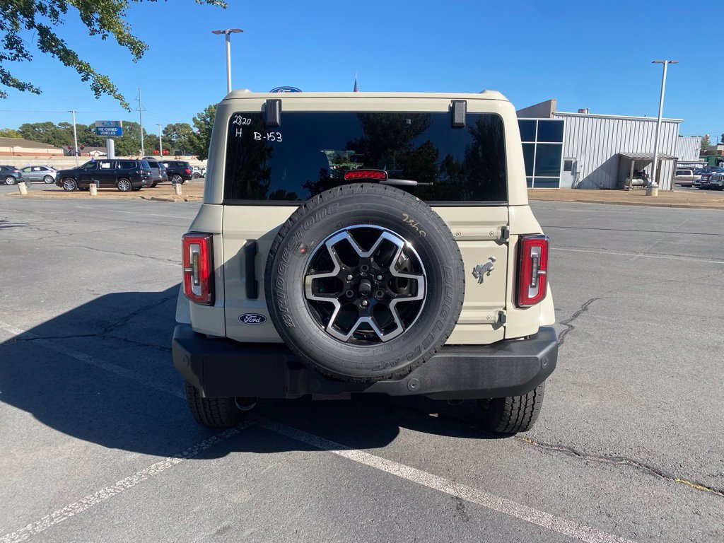 New 2026 Ford Bronco Outer Banks AWD/4WD image 6