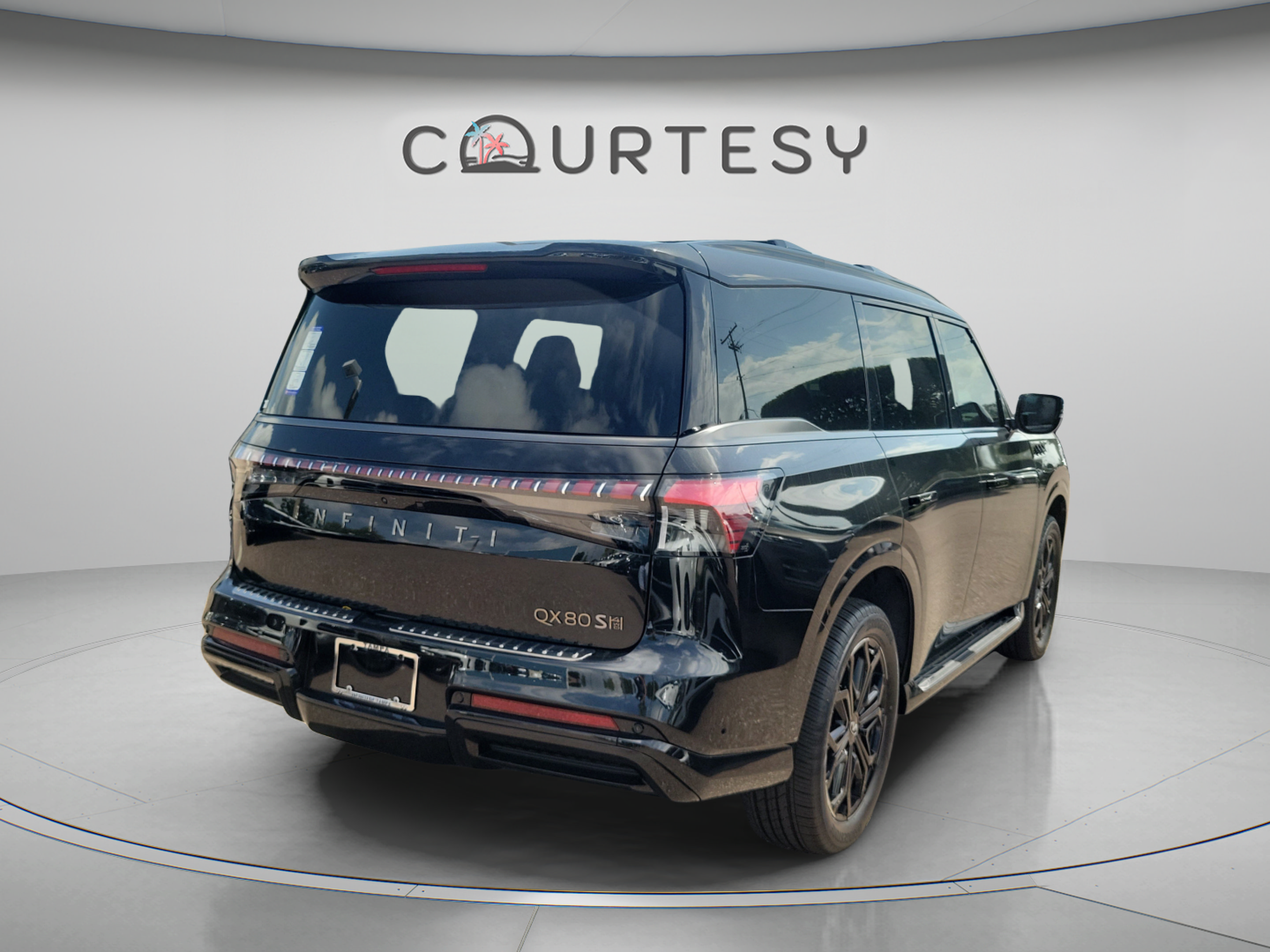 New 2027 INFINITI QX80 Sensory w/ Sport Exterior Package AWD/4WD image 3