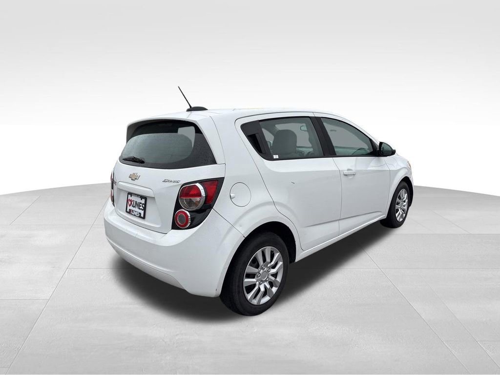 Used 2016 Chevrolet Sonic LS image 9