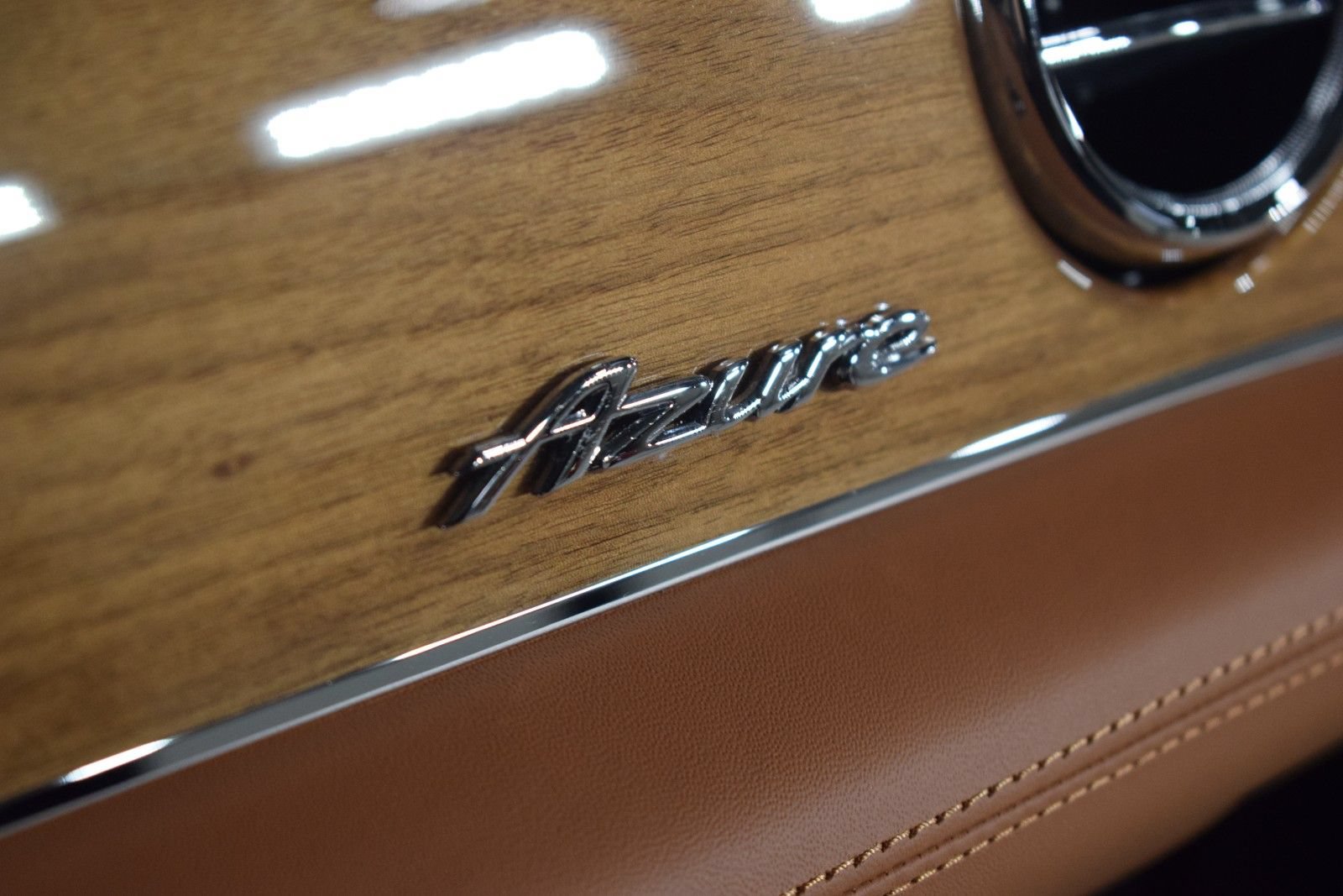 New 2026 Bentley Bentayga AWD/4WD image 28