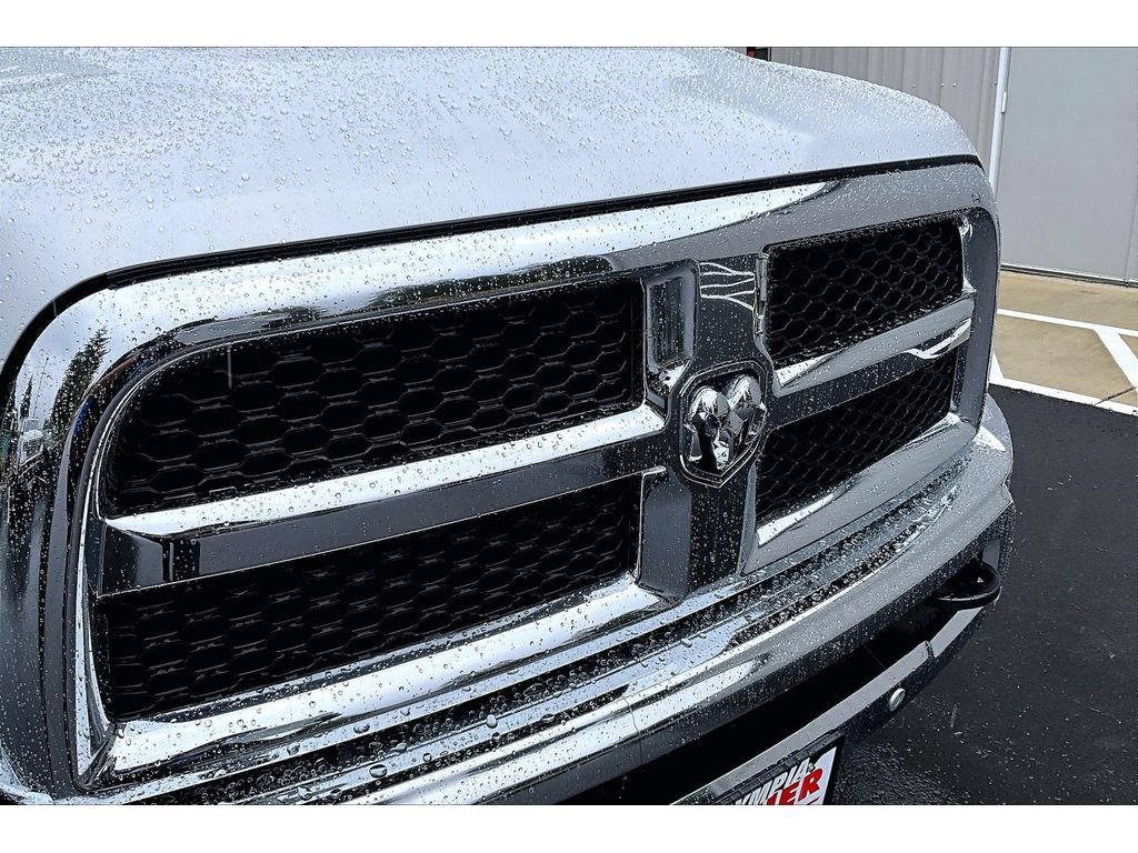 Used 2017 RAM 2500 SLT w/ Cold Weather Group AWD/4WD image 29