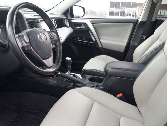 Used 2018 Toyota RAV4 Limited w/ All Weather Liner Package image 15