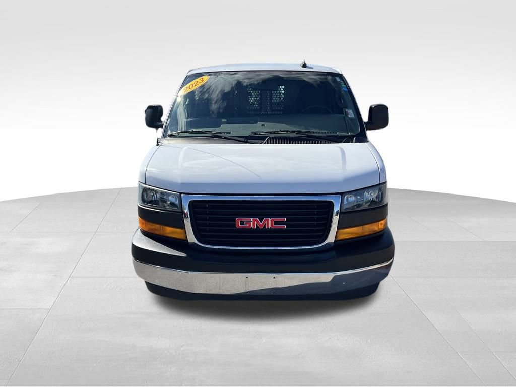 Used 2023 GMC Savana 2500 w/ Driver Convenience Package image 10