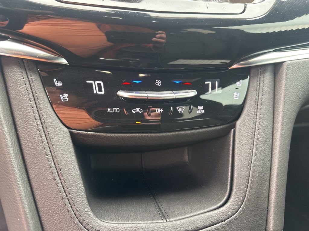 Certified 2025 Cadillac XT6 Sport w/ Technology Package image 26