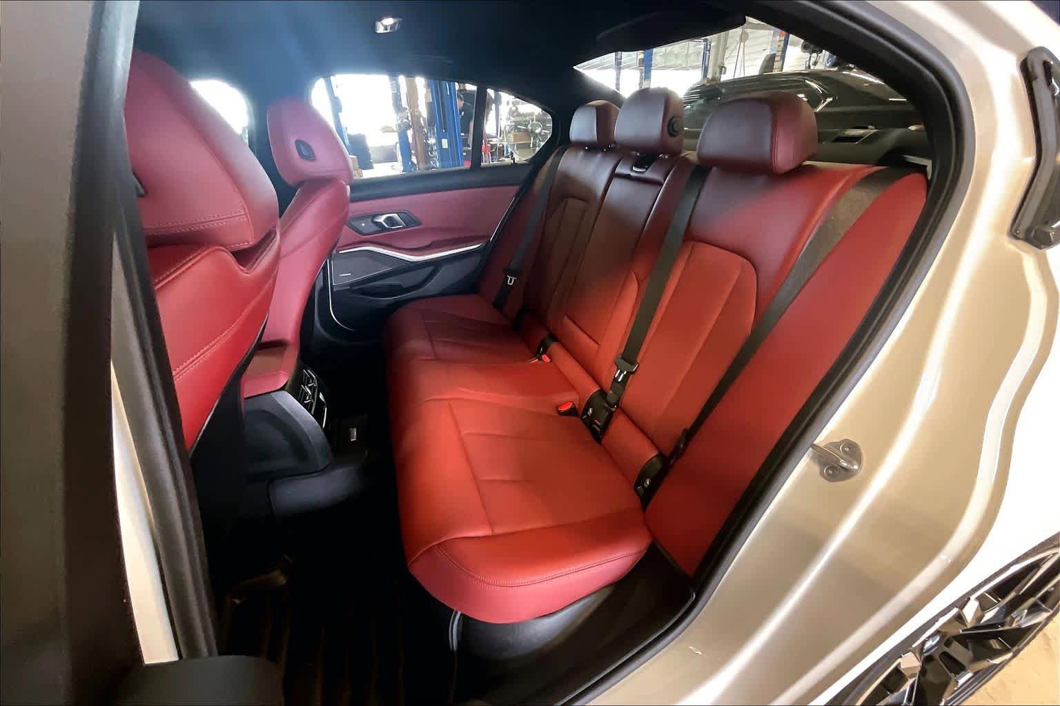 Used 2025 BMW M340i image 19