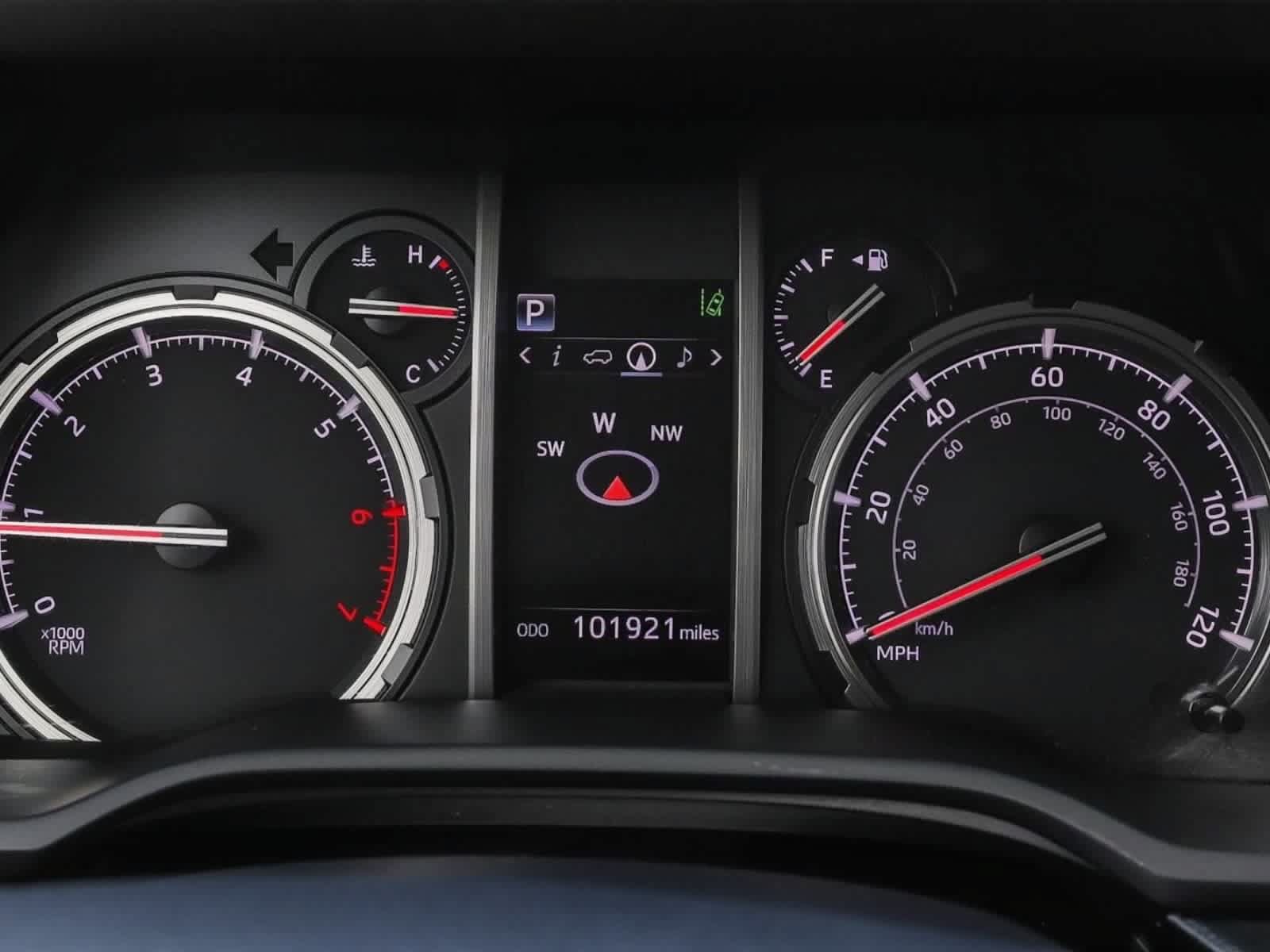Used 2024 Toyota 4Runner TRD Off-Road Premium w/ Off Road Premium Plus Package AWD/4WD image 33