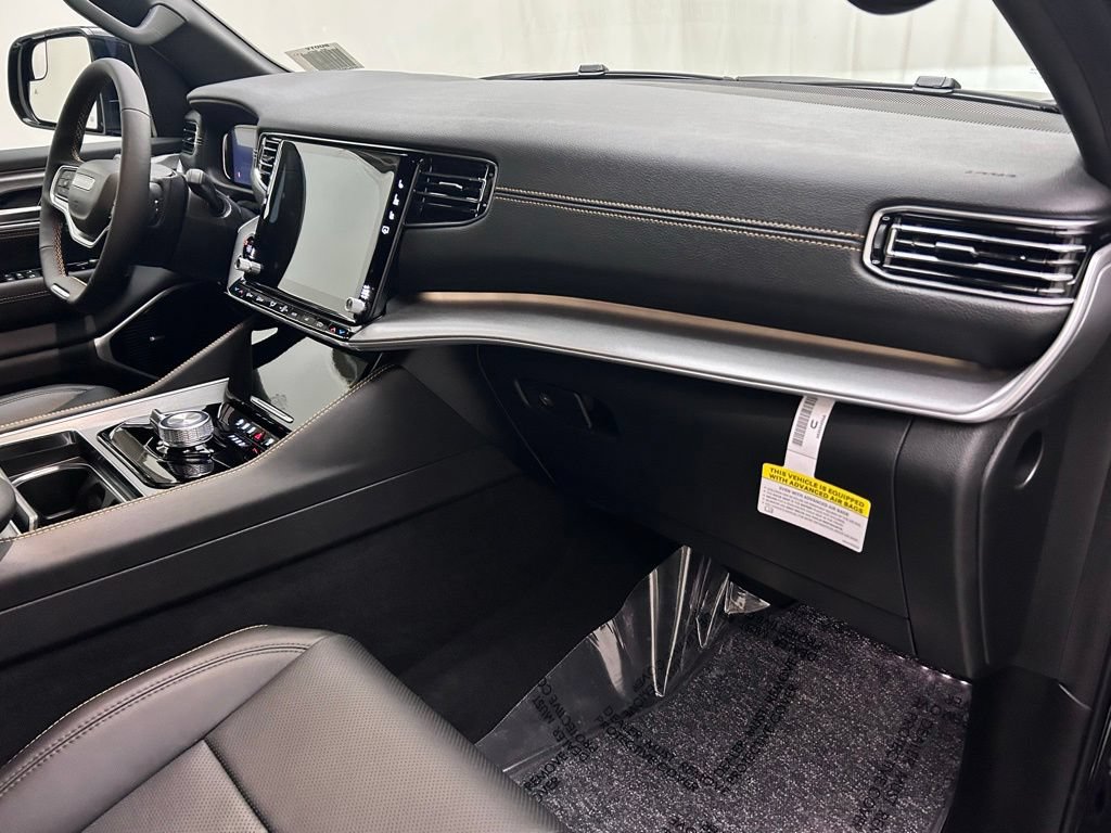 New 2026 Jeep Grand Wagoneer L 4WD image 20