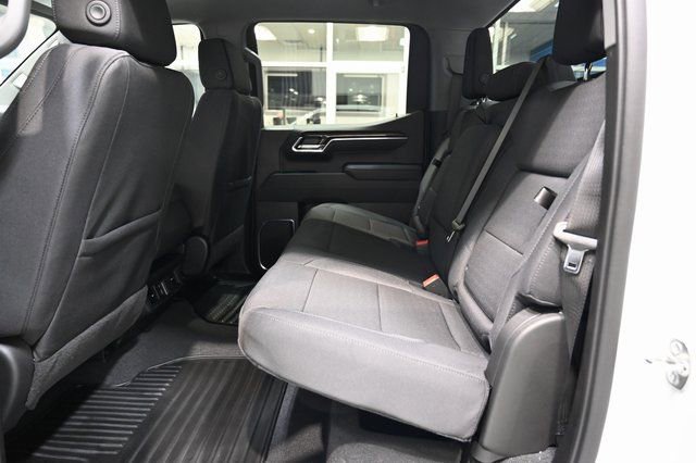 New 2026 GMC Sierra 1500 Elevation image 12