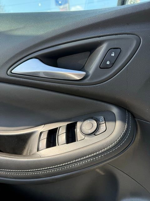 Certified 2024 Buick Encore GX Sport Touring image 16