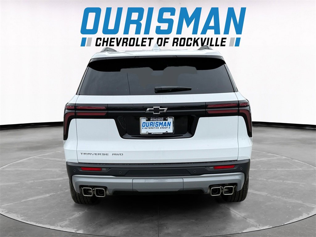 New 2026 Chevrolet Traverse LT w/ LPO, Floor Liner Package image 5