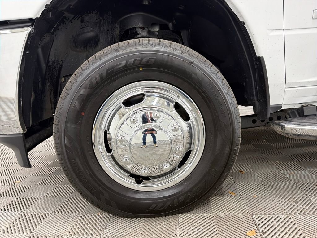 Used 2023 RAM 3500 Big Horn w/ Level 1 Equipment Group image 21