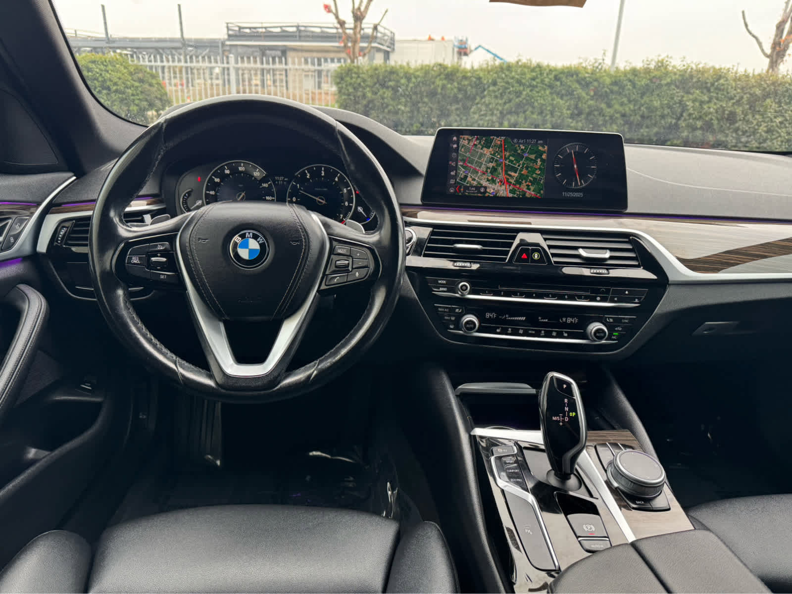 Used 2019 BMW 530i w/ Convenience Package image 17