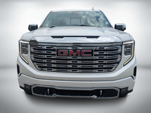 Used 2024 GMC Sierra 1500 Denali w/ Denali Reserve Package AWD/4WD image 9