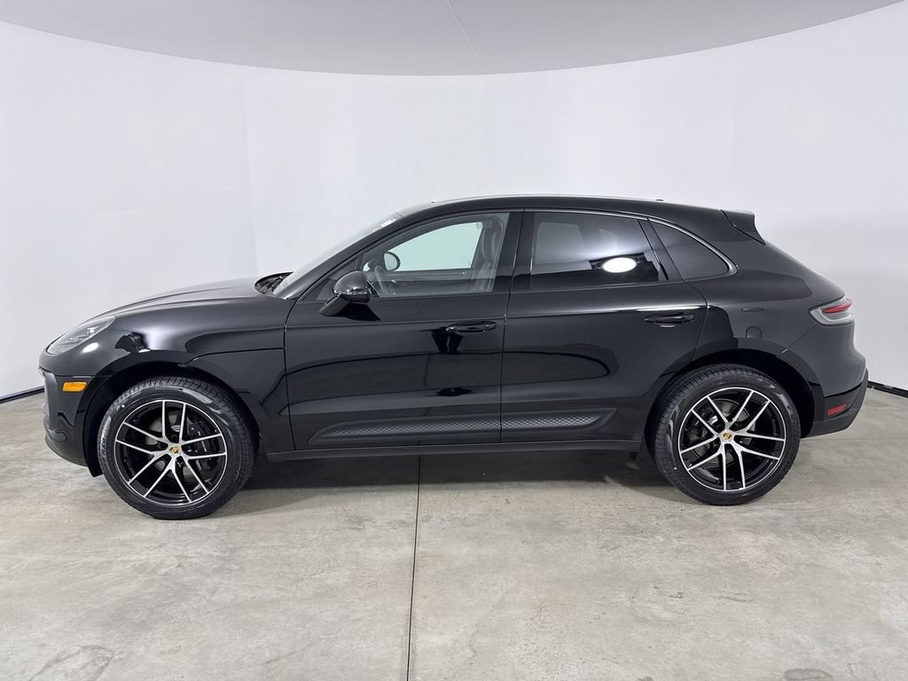 New 2026 Porsche Macan AWD/4WD image 2