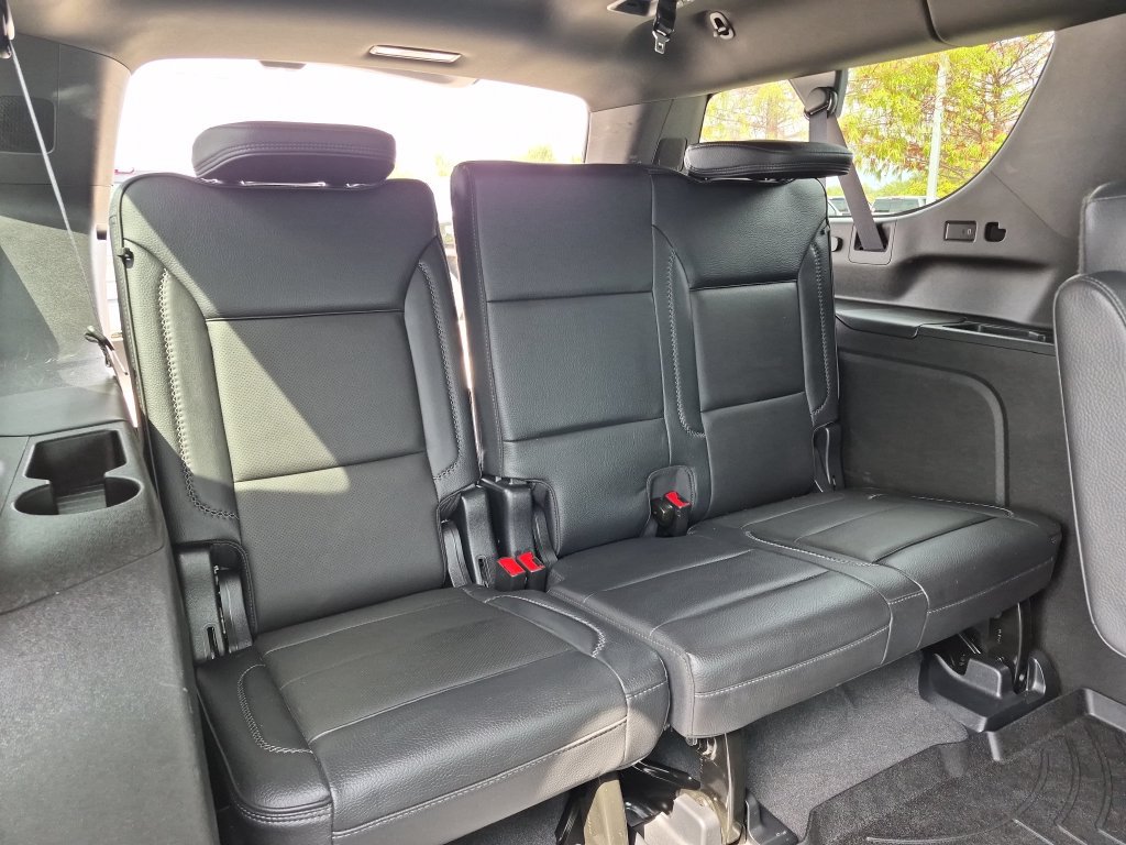 Used 2023 GMC Yukon XL Denali AWD/4WD image 38