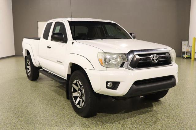 Used 2014 Toyota Tacoma PreRunner w/ SR5 Package RWD image 1