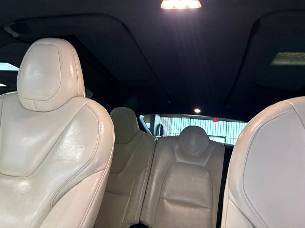 Used 2020 Tesla Model X Long Range AWD/4WD image 29