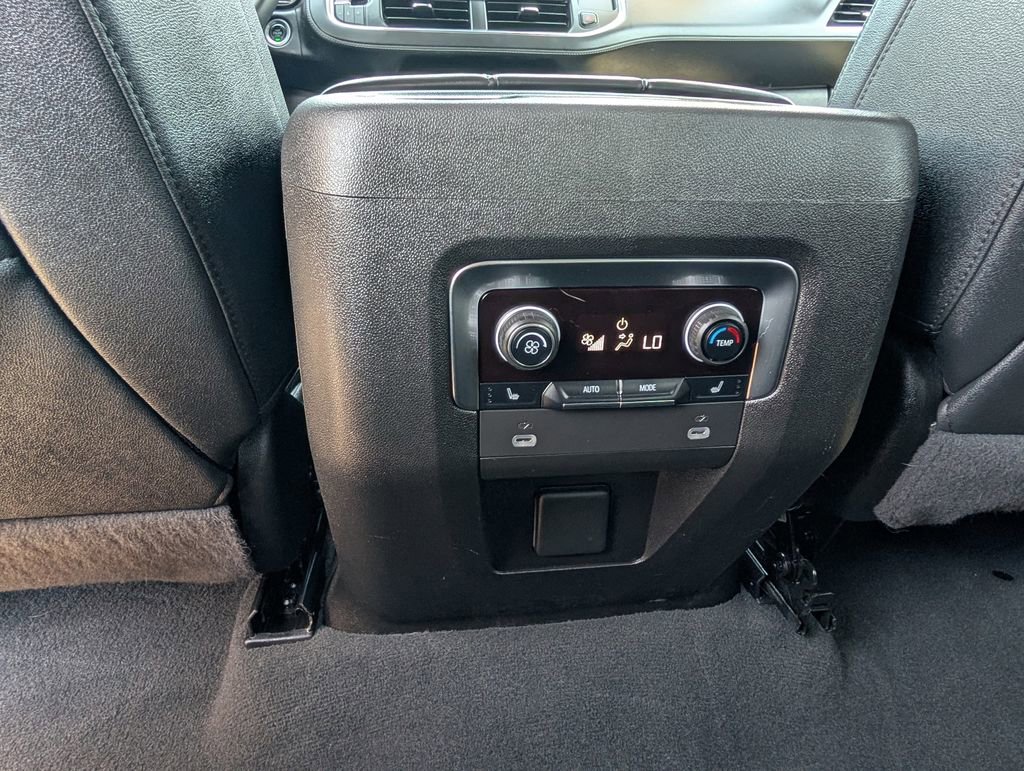 Certified 2024 Chevrolet Tahoe Z71 w/ Luxury Package AWD/4WD image 20