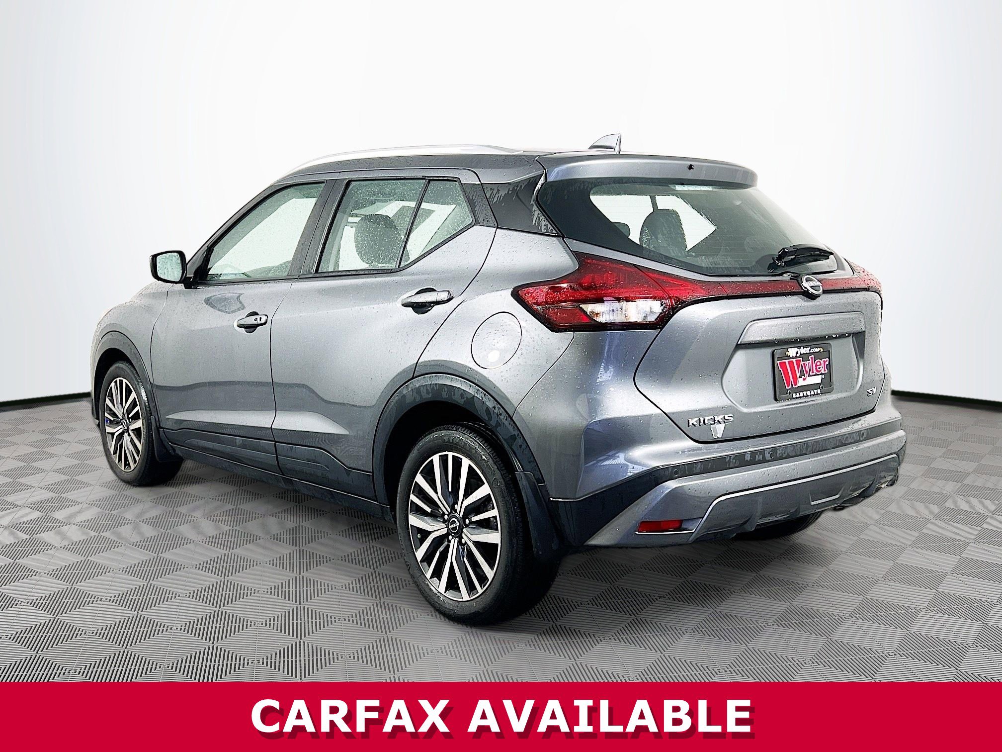 Used 2023 Nissan Kicks SV image 27