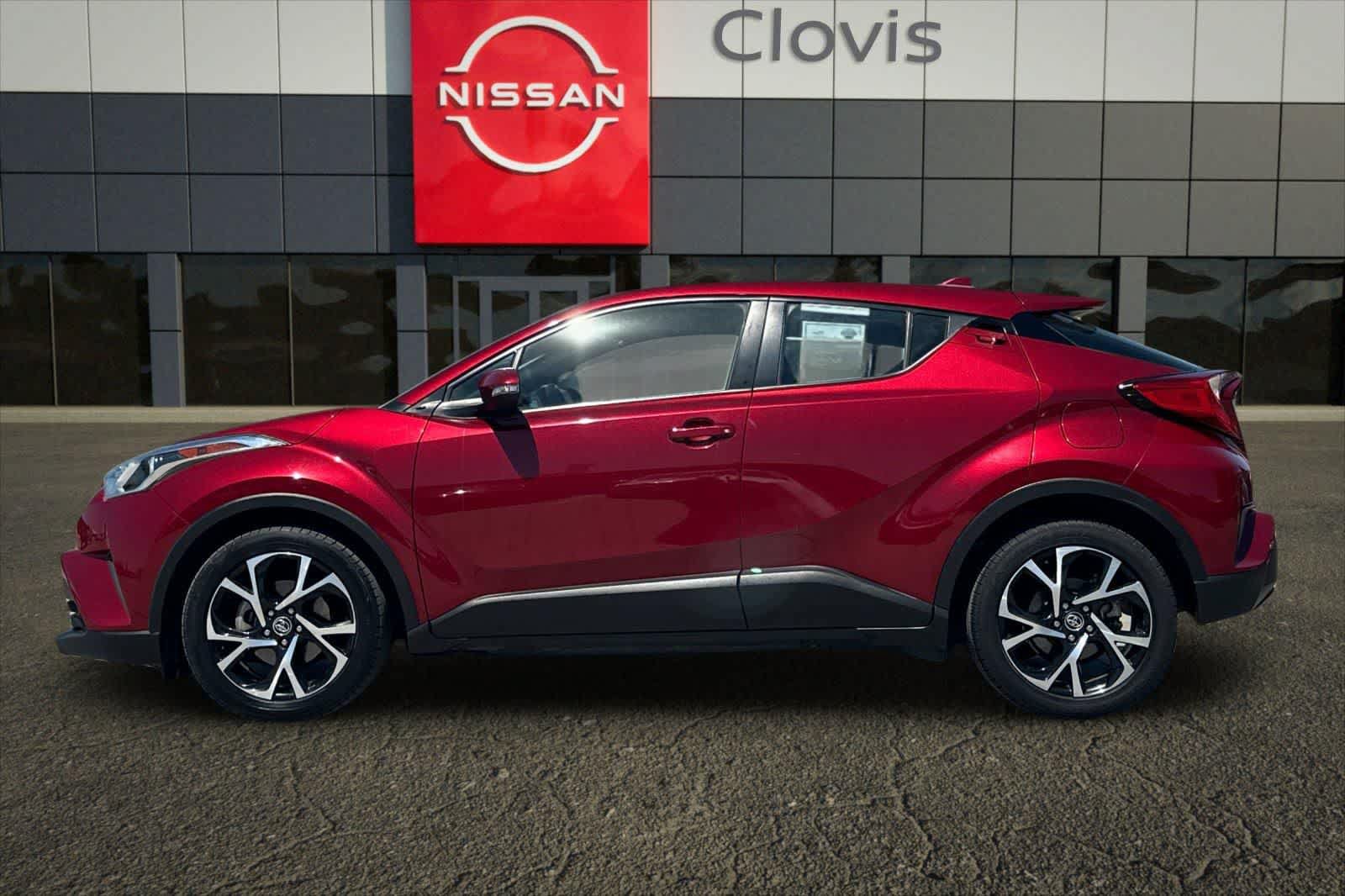 Used 2018 Toyota C-HR XLE FWD image 6