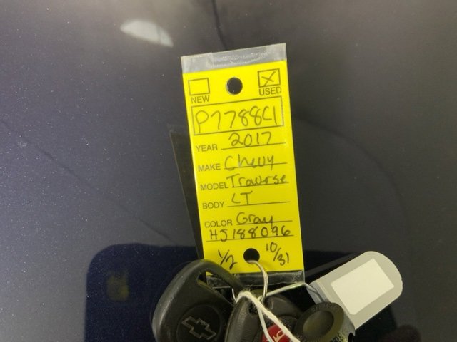 Used 2017 Chevrolet Traverse LT image 39