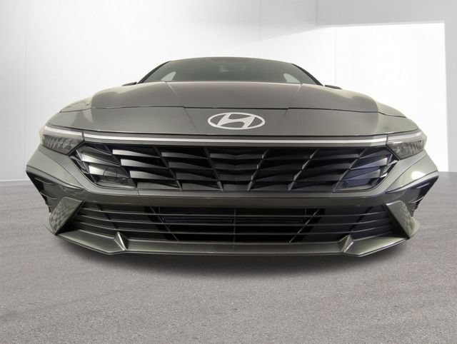 New 2026 Hyundai Elantra Sport FWD image 41
