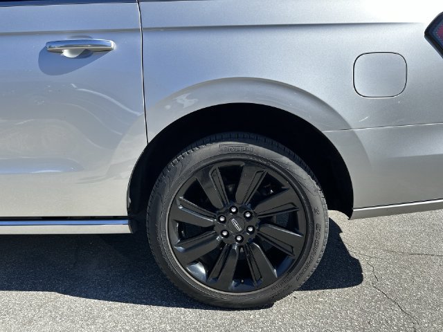Used 2018 Ford Expedition Max Platinum AWD/4WD image 10