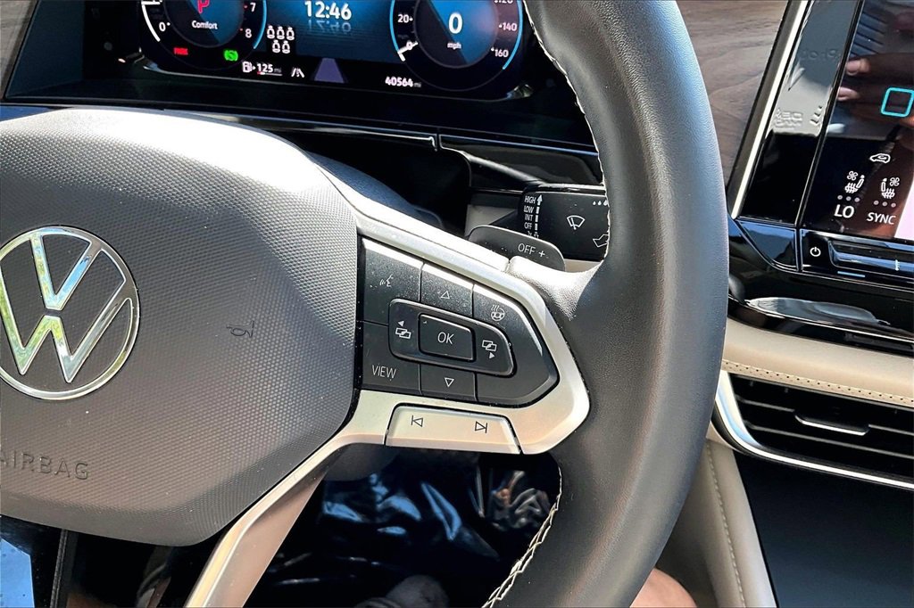 Certified 2024 Volkswagen Atlas SE image 25